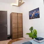 Perfect Place In The Heart Of Downtown *