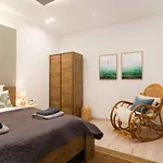 בית נופש Perfect Place In The Heart Of Downtown
